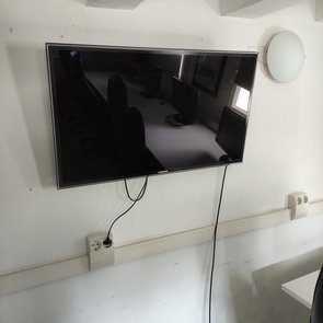 Heiper LAN House 2 - TV