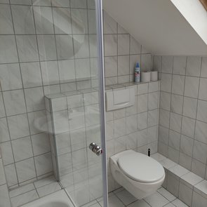 Haus 1 Badezimmer
